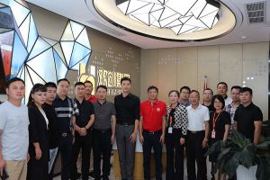 欢迎宜春市团委书记、商会及青企等一行领导莅临华体会中国人力集团指导