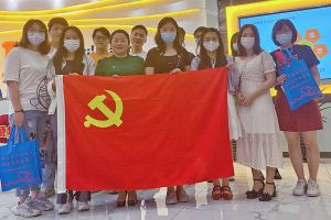 用“热血”传递爱心，华体会中国集团开展爱心献血活动