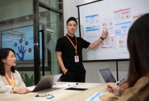 华体会手机网页版登录入口策略：企业如何适应变革，提升竞争力