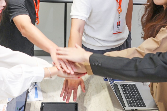 企业华体会手机网页版登录入口策略的实施
